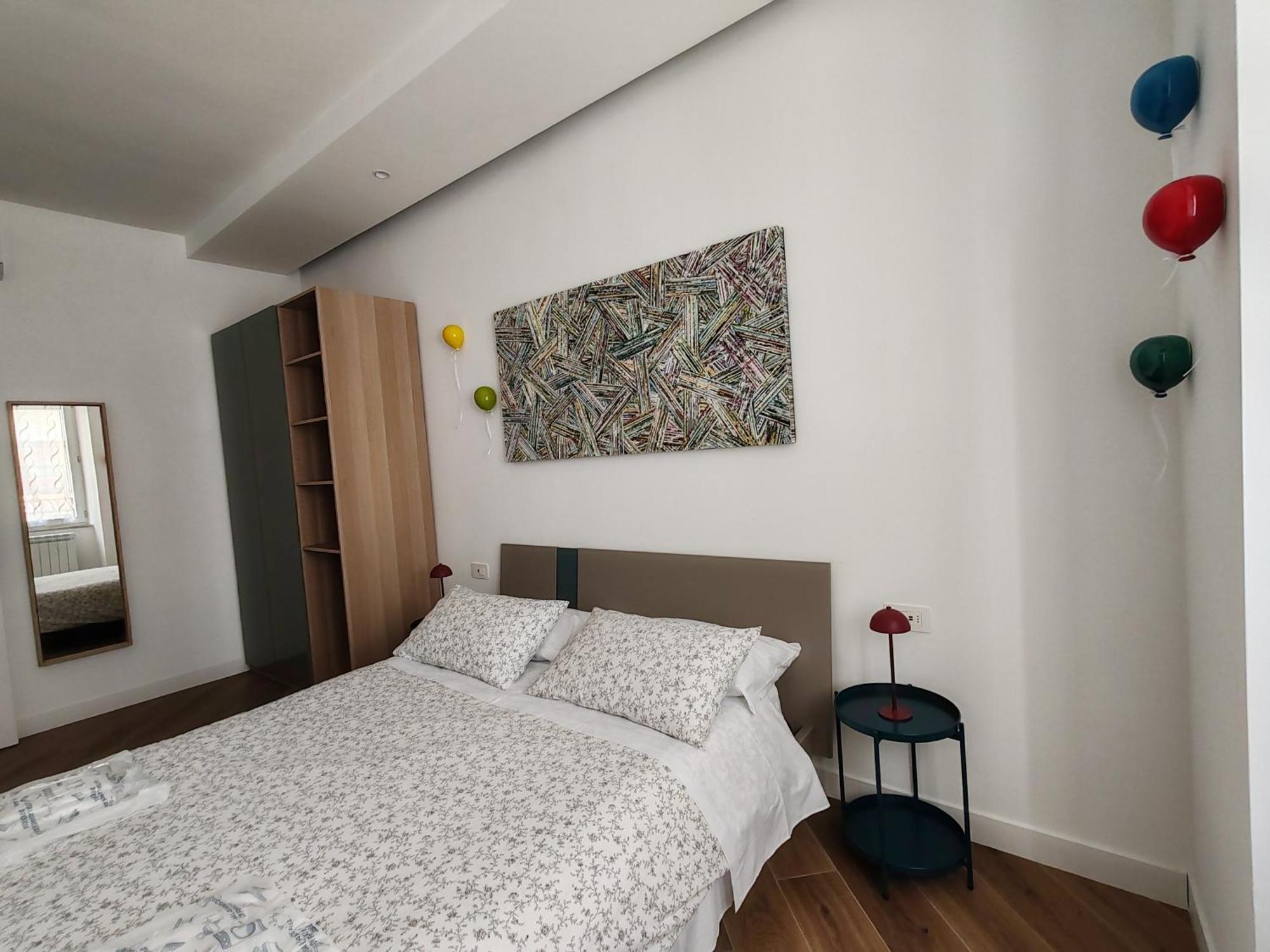 Guest House Josephine Салерно Экстерьер фото